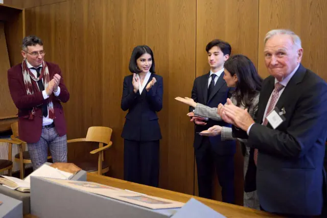 Окфорд унирвеситетидаги учрашув.