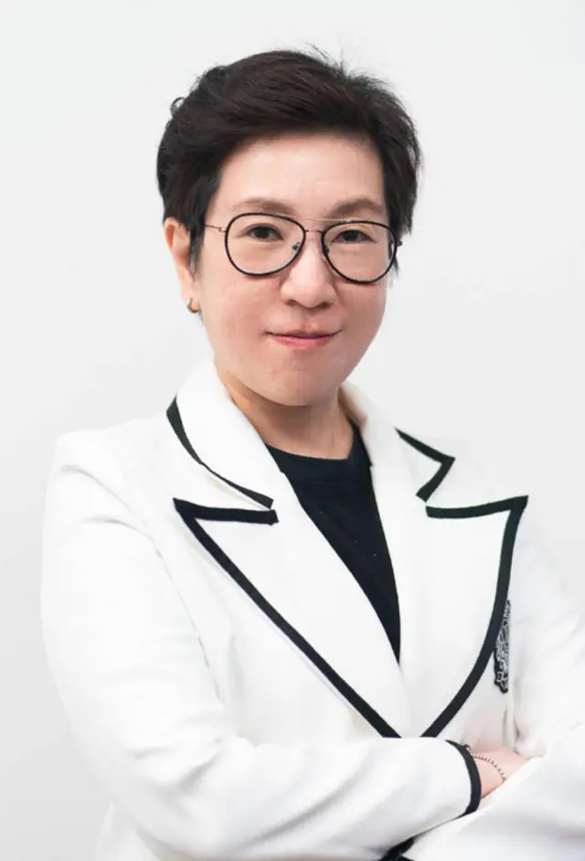 ผศ.ประพีร์ อภิชาตสกล