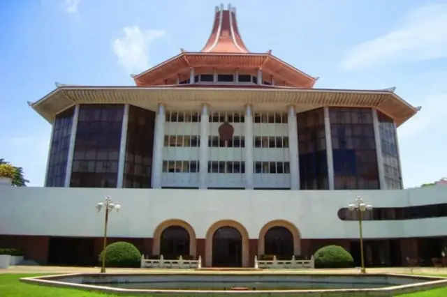 ශ්රේෂ්ඨාධිකරණ සංකීර්ණය