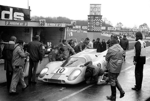 پورشه ۹۱۷ که زیر نظر فردیناند پيئش ساخته شد از موفق‌ترین ماشین‌های مسابقه تاریخ است.