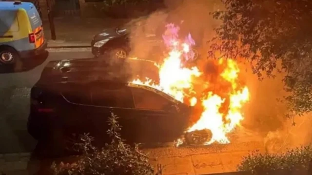 Поджоги имущества, связанного с Киром Стармером