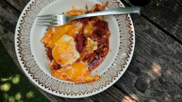 Aworan ẹyin ati ata dindin