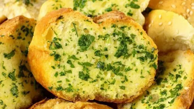 أطعمة عليها ثوم