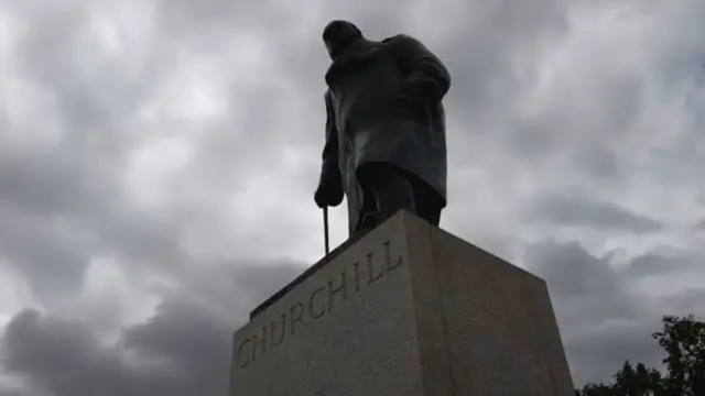 విన్‌స్టన్ చర్చిల్