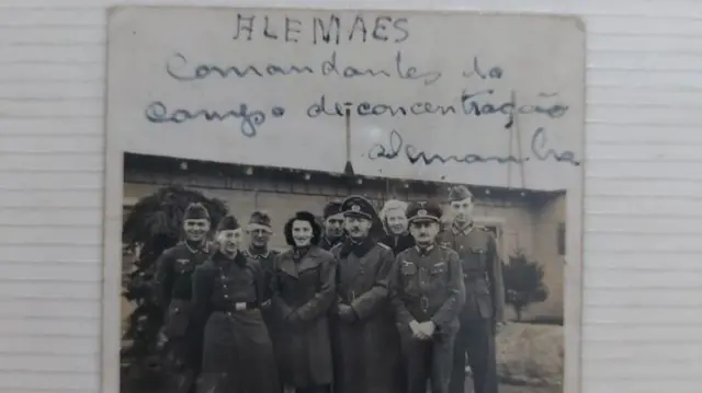 Comandantes do camposite de apostas e sportsprisioneiros Stalag VI-A, na Alemanha