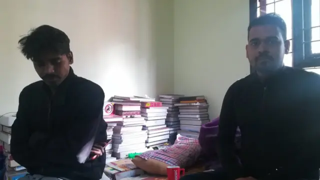 एक छात्र के साथ विद्यानंद