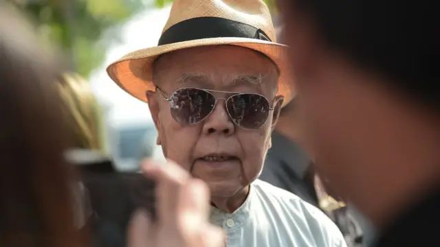 ส.ศิวรักษ์