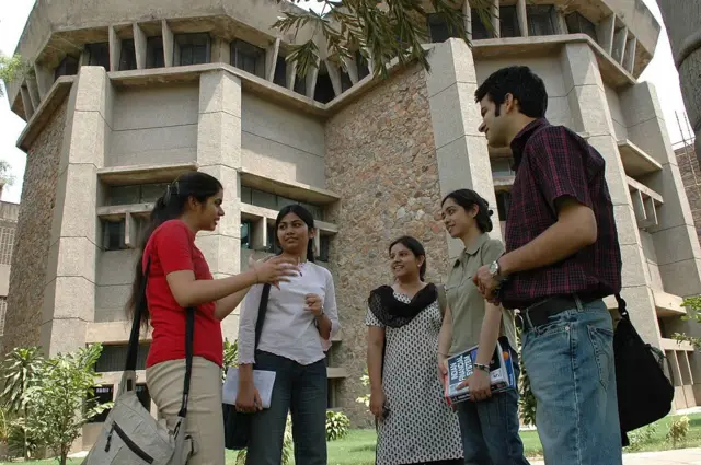 યુજીસી, જનરલ કેટેગરી, ભેદભાવ, જાતિગત ભેદભાવ, બીબીસી ગુજરાતી 