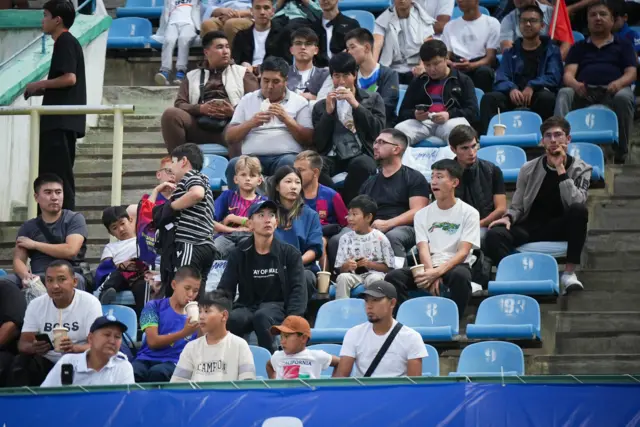 “Барселонын” күйөрмандары