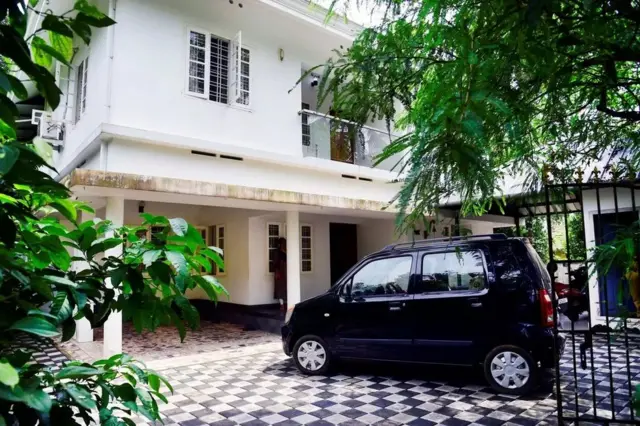 பேராசிரியர் ஜோசப்பை தாக்க அவரது வீட்டில் குறைந்தது மூன்று முறை முயற்சிகள் நடந்தன.