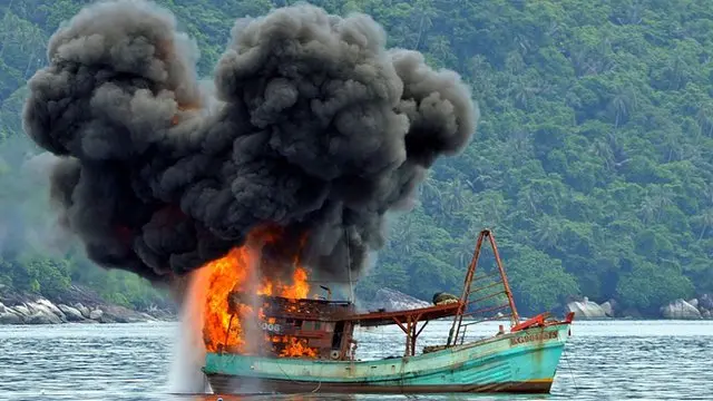 tàu cá, Việt Nam, Indonesia