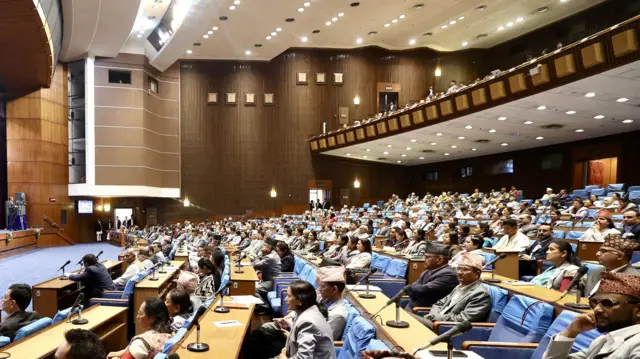 संसद्‌को फाइद तस्बिर 