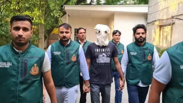 दिल्ली पुलिस की स्पेशल सेल की गिरफ़्त में वसीम अकरम उर्फ़ लंबू