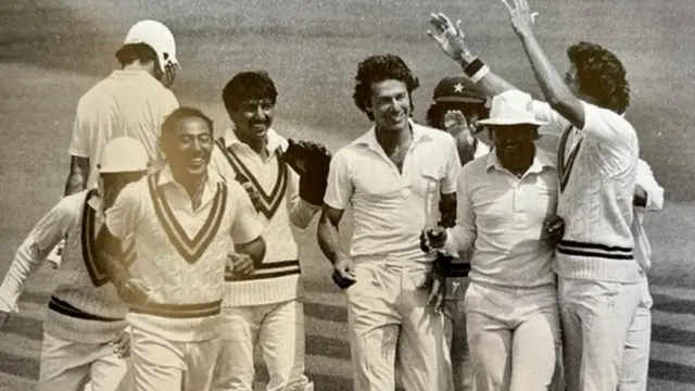PAKISTAN INDIA CRICKET SIXER