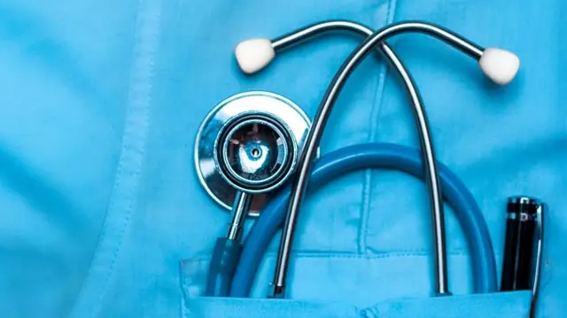 தமிழகத்தில் எம்.பி.பி.எஸ். சேர முறைகேடு - உயர்நீதிமன்றம் நோட்டீஸ்