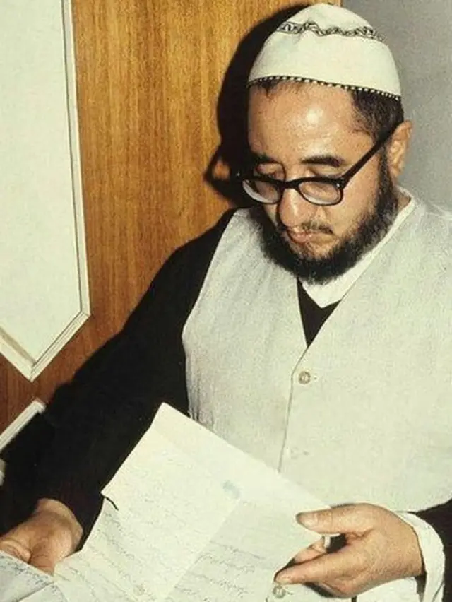 صادق خلخالی