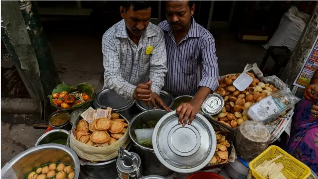 శాకాహారం, మాంసాహారం, ఆహారపు అలవాట్లు