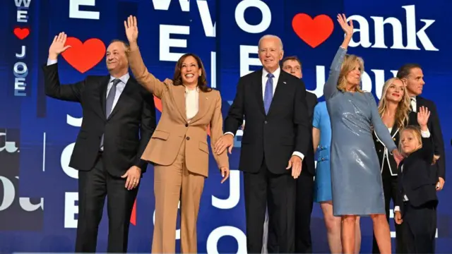 Kamala Harris y Jo Biden en la convención demócrata.