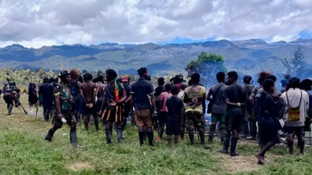 Papua, egianus kogoya, philip mehrtens