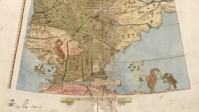 Pájaros enormes, hombres desnudos y ñús adornan el mapa de Sudamérica. (Foto gentileza de David Rumsey Map Collection).