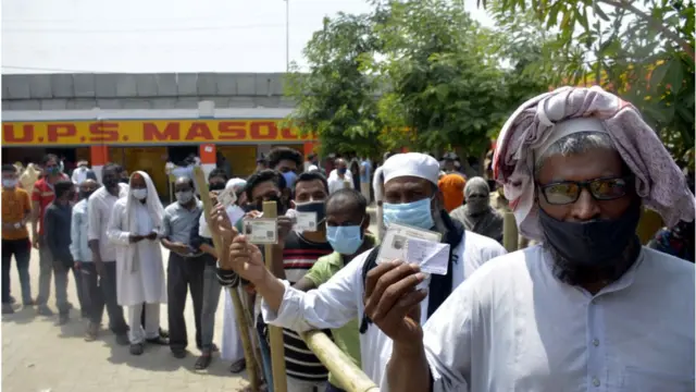 ગ્રામ પંયાયતની ચૂંટણી પક્ષના પ્રતીક પર લડાતી નથી