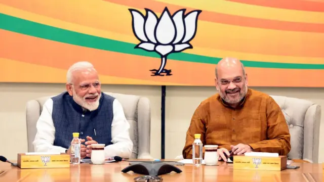 નરેન્દ્ર મોદી અને અમિત શાહ