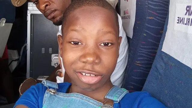 Emanuella n'ime ụgbọ elu