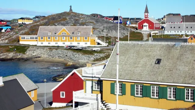 В Гренландии красиво, но жизнь тяжелая. Самоубийства, насилие, алкоголизм - давние проблемы
