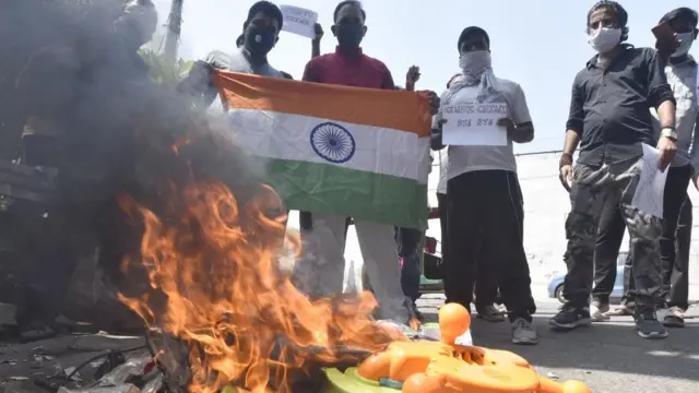 चीन के सामान के बहिष्कार की अपील