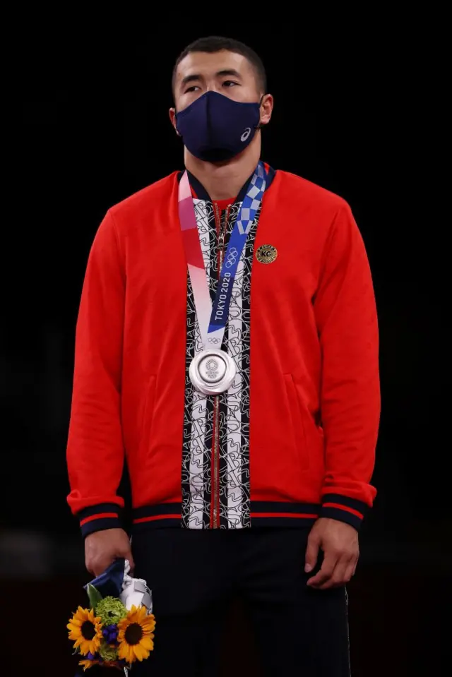 Акжол Махмудов