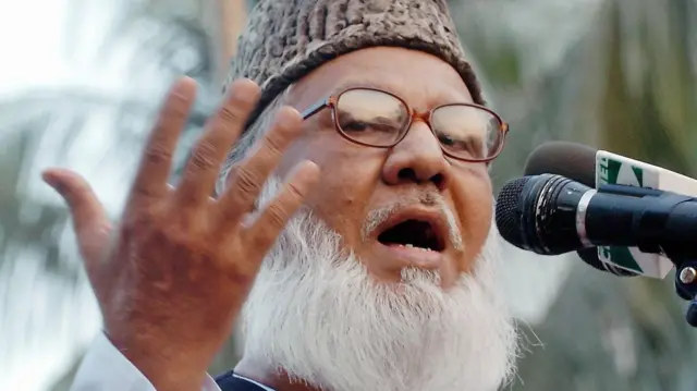 জামাত নেতা মতিউর রহমান নিজামী।