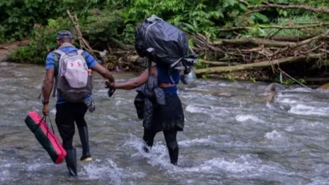 అక్రమ వలస