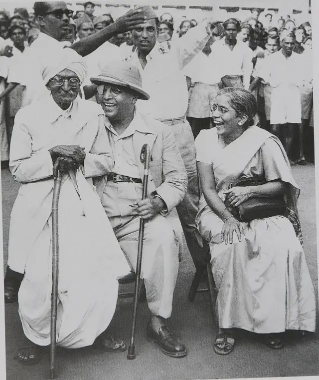 डॉ. बाबासाहेब आंबेडकर आणि रावबहादुर सी. के. बोले