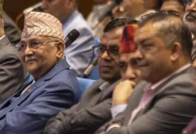 ओली र थापा