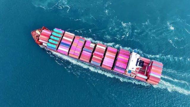 ኮንተይነራት ዝጸዓነት መርከብ