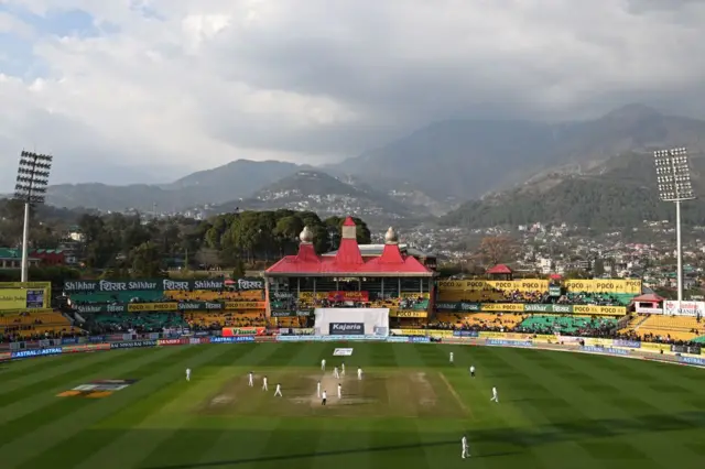 અશ્વિન કુલદીપ ભારત અને ઇંગ્લૅન્ડ ટેસ્ટ મૅચ