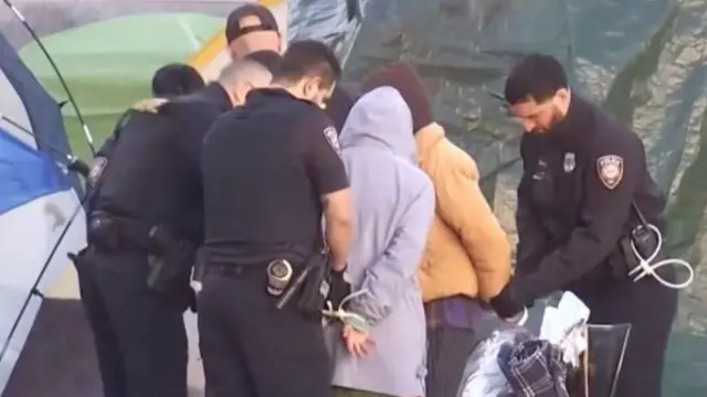 Kelib seni yalangoch holda kordim Anal jinsiy aloqa moylashsiz video