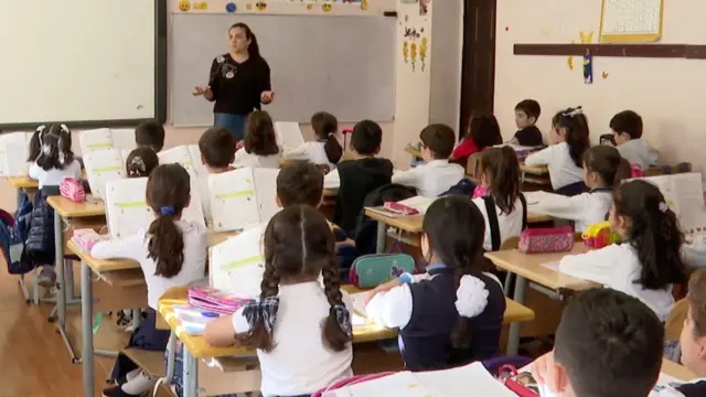 Azərbaycanda rus məktəbləri bağlanmayacaq, təhsil naziri ...