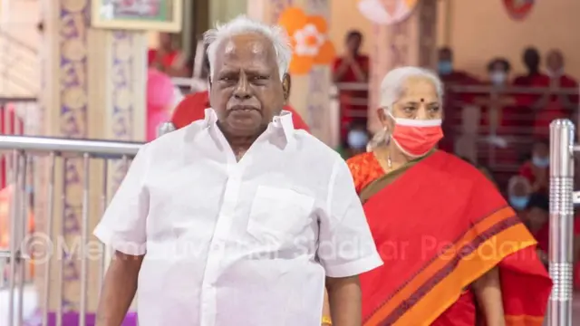 பங்காரு அடிகளார் யார், அவருக்கு ஏன் இவ்வளவு செல்வாக்கு?