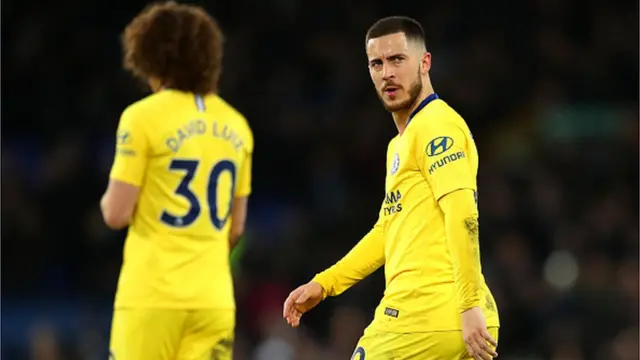 Eden Hazard ati David Luiz