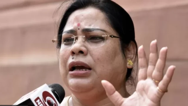 বিজেপি এমপি ও সাবেক কেন্দ্রীয় মন্ত্রী দেবশ্রী চৌধুরী