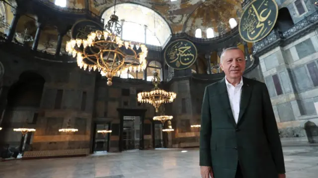 Erdoğan Ayasofyanı ziyarət edib