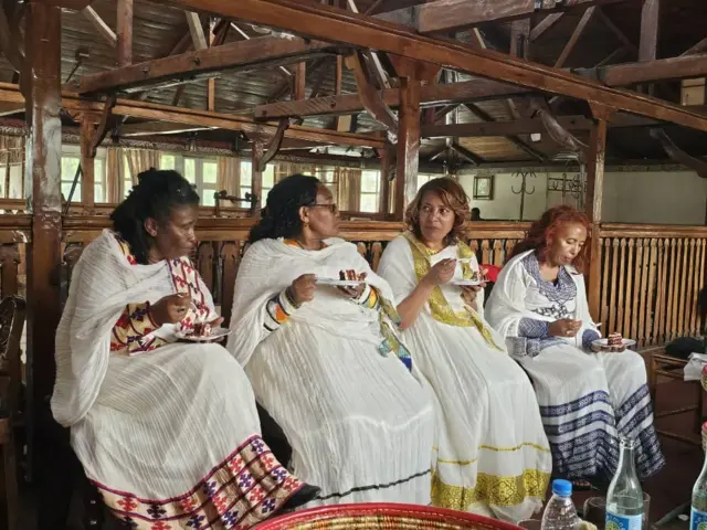 የሰላ ድንጋይ ዘማቾች 50ኛ ዓመት መታሰቢያ ሲያከብሩ