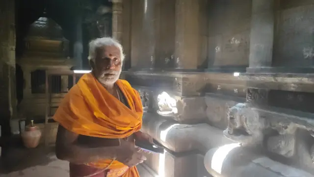 ராஜராஜ சோழன், சோழர்கள், திருக்கோவிலூர், வரலாறு, தஞ்சாவூர் 