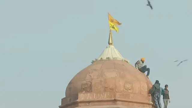 લાલ કિલ્લા પર ઝંડા