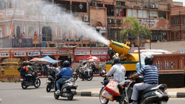 హీట్‌వేవ్ 