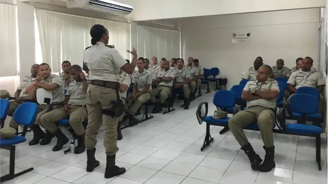 Curso na Ronda Maria da Penha