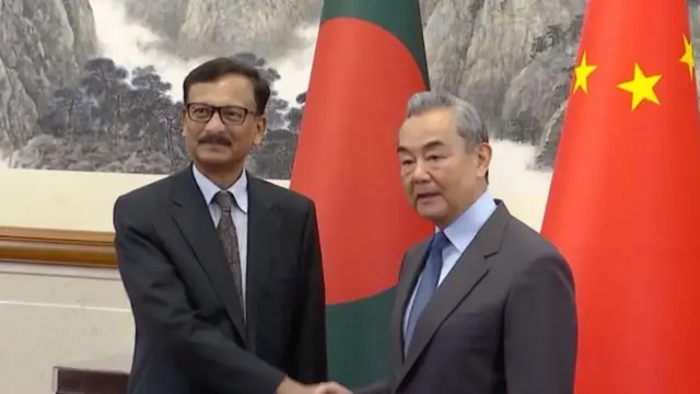 வங்கதேசம், இந்தியா - சீனா
