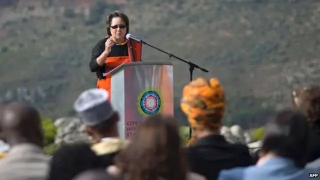 મહિલાની તસવીર