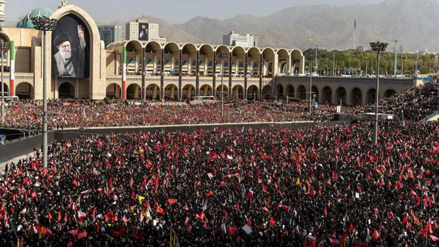 похороны аятоллы Хаменеи в Тегеране